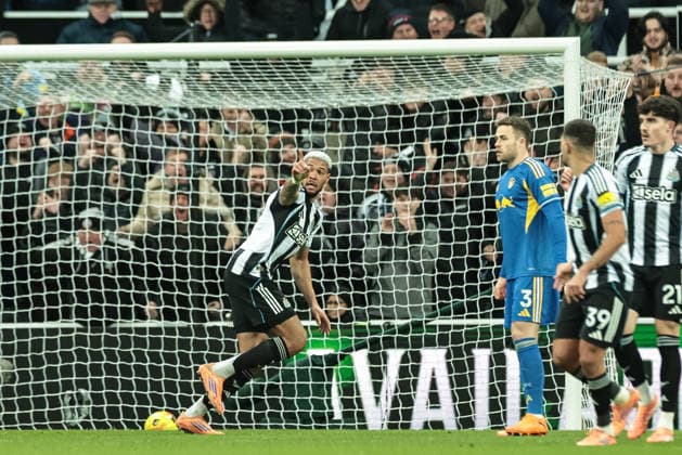 Premier League Newcastle United v Leeds United Joelinton of Newcastle Untied celebrates his goal to make it 2-2 during the Premier League match Newcastle United vs Leeds United at St. James s Park, Newcastle, United Kingdom, 7th January 2026 (Photo by Mark Cosgrove News Images) Newcastle St. James s Park Tyne and Wear United Kingdom Copyright: xMarkxCosgrove NewsxImagesx