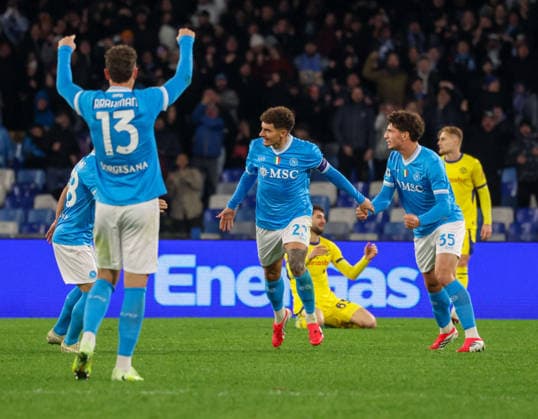 January 7, 2026, Napoli, Campania, ITALIA: Goal the Giovanni Di Lorenzo (capitano) of SSC Napoli During the 2025 26 Italian Serie A football match between SSC Napoli and Hellas Verona on January 7, 2026, at the Diego Armando Maradona Stadium in Naples...Pictured: Napoli ITALIA - ZUMAs236 20260107_aap_s236_103 Copyright: xFabioxSassox