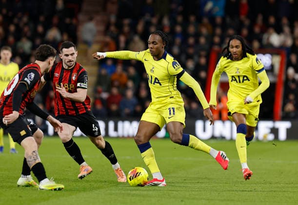 7th January 2026, Bournemouth, Dorset, England; Premier League Football, AFC Bournemouth versus Tottenham Hotspur; Mathys Tel of Tottenham plays ball into Bournemouth box  HongboxChen