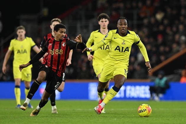Bournemouth v Tottenham Hotspur, Premier League Mathys Tel (11) of Tottenham Hotspur on the attack battles for possession with Amine Adli (21) of AFC Bournemouth during the Premier League match between Bournemouth and Tottenham Hotspur at the Vitality Stadium, Bournemouth, UK on 7 January 2026. Bournemouth Vitality Stadium Dorset UK Editorial use only DataCo restrictions apply See www.football-dataco.com , Copyright: xGrahamxHuntx PSI-23541-0306