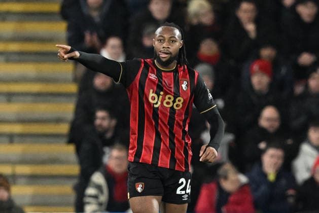 Bournemouth v Tottenham Hotspur, Premier League Antoine Semenyo (24) of AFC Bournemouth gestures during the Premier League match between Bournemouth and Tottenham Hotspur at the Vitality Stadium, Bournemouth, UK on 7 January 2026. Bournemouth Vitality Stadium Dorset UK Editorial use only DataCo restrictions apply See www.football-dataco.com , Copyright: xGrahamxHuntx PSI-23541-0321