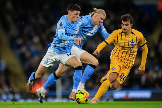 Manchester City v Brighton and Hove Albion, Premier League Phil Foden (47) of Manchester City runs past Yasin Ayari (26) of Brighton & Hove Albion during the Premier League match between Manchester City and Brighton and Hove Albion at the Etihad Stadium, Manchester, UK on 7 January 2026. Manchester Etihad Stadium Manchester UK Editorial use only DataCo restrictions apply See www.football-dataco.com , Copyright: xConorxMolloyx PSI-23536-0104