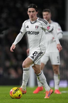 Premier League Fulham v Chelsea Harry Wilson of Fulham on the ball during the Premier League match Fulham vs Chelsea at Craven Cottage, London, United Kingdom, 7th January 2026 (Photo by Harvey Murphy News Images) Copyright: xHarveyxMurphy NewsxImagesx