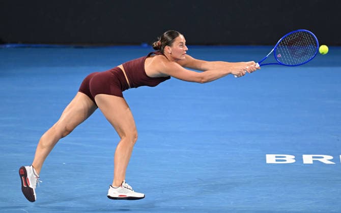 TENNIS BRISBANE INTERNATIONAL, Marta Kostyuk of Ukraine in action against Amanda Anisimova of USA during day 5 of the Brisbane International tennis tournament at Pat Rafter Arena in Brisbane, Thursday, January 8, 2026. ( NO ARCHIVING, EDITORIAL USE ONLY BRISBANE QUEENSLAND AUSTRALIA  Copyright: xDAVExHUNTx 20260108150946676936