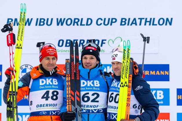 Sport Bilder des Tages 07.01.2026, GER, Biathlon, Saison 25 26, Maenner, BMW IBU World Cup Biathlon, Sprint Philipp Nawrath (GER), Tommaso Giacomel (ITA), Johannes Dale-Skjevdal (NOR) 98559 Oberhof LOTTO Thüringen ARENA am Rennsteig Rennsteighaus am Grenzadler Thüringen Deutschland *** 07 01 2026, GER, Biathlon, Season 25 26, Men, BMW IBU World Cup Biathlon, Sprint Philipp Nawrath GER , Tommaso Giacomel ITA , Johannes Dale Skjevdal NOR 98559 Oberhof LOTTO Thüringen ARENA am Rennsteig Rennsteighaus am Grenzadler Thüringen Germany