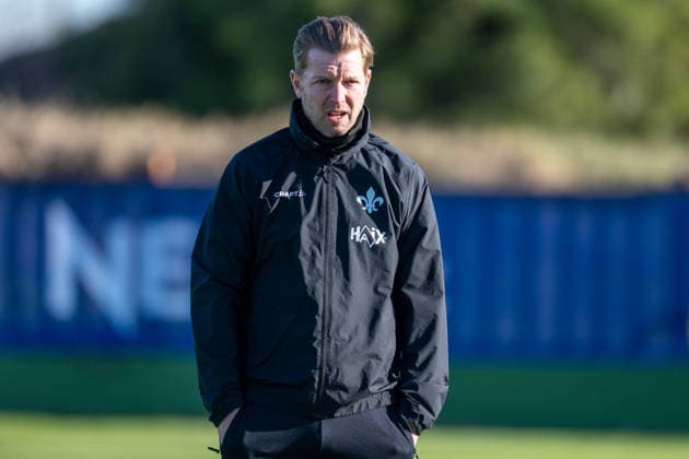Florian Kohfeldt (SV Darmstadt 1898, Trainer) beim Training, ESP, SV Darmstadt 98, Fussball, 2. Bundesliga, Trainingslager in El Saler, 5. Tag, 08.01.2026. ESP, SV Darmstadt 98, Fussball, 2. Bundesliga, Trainingslager in El Saler, 5. Tag El Saler