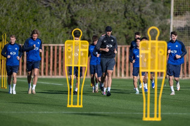 Die Spieler von Darmstadt beim Training, ESP, SV Darmstadt 98, Fussball, 2. Bundesliga, Trainingslager in El Saler, 5. Tag, 08.01.2026. ESP, SV Darmstadt 98, Fussball, 2. Bundesliga, Trainingslager in El Saler, 5. Tag El Saler