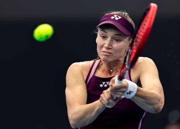 January 8, 2026, Brisbane, Qld, Australia: ELENA RYBAKINA of Kazakhstan plays a backhand during her WomenÃ¢â‚¬â ¢s Singles round of 16 match against PAULA BADOSA of Spain at the Brisbane International. Brisbane Australia - ZUMAt173 20260108_zsp_t173_027 Copyright: xStephanexThomasx