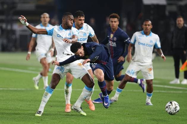 OM - PSG au Koweit PHOTOPQR LA PROVENCE PHILIPPE LAURENSON ; KowevØt ; 08 01 2026 ; Trophv e des champions : l‚ÄôOlympique de Marseille (OM) affronte le Paris Saint-Germain (PSG) au Jaber Al-Ahmad International Stadium de KowevØt City (KowevØt) KowevØt KowevØt France  Copyright: xPHOTOPQR LAxPROVENCE MAXPPPxPHILIPPExLAURENSONx 20260108PVL8331 20260108PVL8331