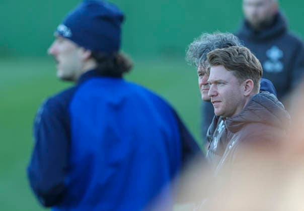 Fussball - Trainingslager SV Darmstadt 98 - El Saler (ESP) - 08.01.26, Training unterm blauem Himmel aber heftigem Wind, Paul Fernie, -