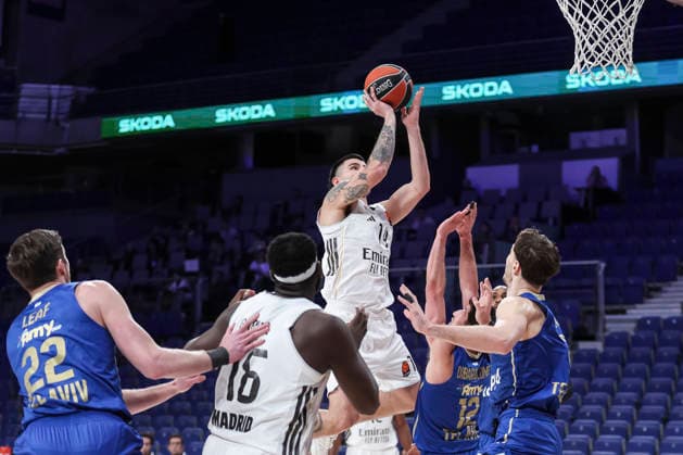 January 8, 2026, Madrid, Madrid, Spain: Gabriel Deck of Real Madrid in action during the EuroLeague Regular Season Round 21 match between Real Madrid and Maccabi Tel Aviv at Movistar Arena on January 08 2026, in Madrid, Spain. Madrid Spain - ZUMAa181 20260108_zaa_a181_044 Copyright: xIrinaxR.xHipolitox