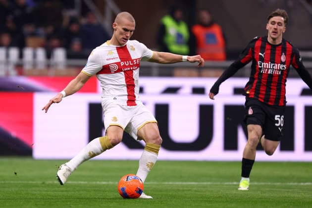 Ac Milan - Genoa CFC Leo Ostigard of Genoa Cfc in action during the Serie A match beetween Ac Milan and Genoa CFC at Stadio Giuseppe Meazza on January 8 2026 in Milano, Italy . Milano Stadio Giuseppe Meazza Italy Copyright: xMarcoxCanonierox