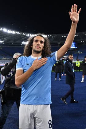 Matteo Guendouzi of S.S. Lazio greets Lazio fans after his final match at the Olimpico during the 19th matchday of the Serie A championship between S.S. Lazio and A.C.F. Fiorentina at the Stadio Olimpico on January 7, 2026 in Rome, Italy.the 19th day of the Serie A Championship between S.S. Lazio and A.C.F. Fiorentina at the Olympic Stadium on January 7, 2026 in Rome, Italy.  Copyright: xDomenicoxCippitelli IPAxSportx xipa-agency.netx xx IPA_69827915 IPA_Agency_IPA69827915