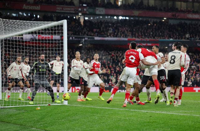Premier League 2025 26 Arsenal v Liverpool Emirates Stadium 08.01.2026 Gabriel Jesus of Arsenal rues a missed chance in the last play of the match Premier League 2025 26 Arsenal v Liverpool Emirates Stadium 08.01.2026 Photograph By Marc Aspland The Times  Copyright: xMarcxAsplandx NINTCHDBPICT001050212303