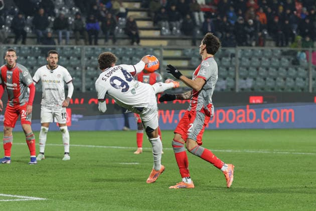 Cremonese v Cagliari, Serie A football, Cremona, Italy Cremona, Italy. 8th, January 2026. Sebastiano Esposito (94) of Cagliari seen during the Serie A match between Cremonese and Cagliari at Zini Stadium in Cremona. Italy, Bergamo  Copyright: xGonzalesxPhoto StefanoxNicolix