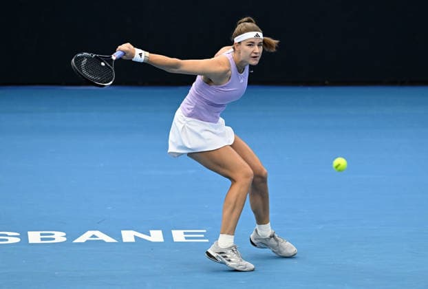 TENNIS BRISBANE INTERNATIONAL, Karolina Muchova of the Czech Republic in action against Elena Rybakina of Kazakhstan during the quarter-finals of the Brisbane International tennis tournament at Pat Rafter Arena in Brisbane, Friday, January 9, 2026. ( NO ARCHIVING, EDITORIAL USE ONLY BRISBANE QUEENSLAND AUSTRALIA  Copyright: xDARRENxENGLANDx 20260109193173215633