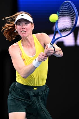 TENNIS UNITED CUP SYDNEY, Maya Joint of Australia plays a return shot during the quarterfinal match against and Iga Swiatek of Poland in the 2026 United Cup at Ken Rosewall Arena in Sydney, Friday, January 9, 2026. ( NO ARCHIVING, EDITORIAL USE ONLY SYDNEY NEW SOUTH WALES AUSTRALIA  Copyright: xDANxHIMBRECHTSx 20260109145903261660