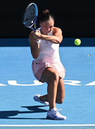 Belgium™s Sofia Costoulas during her 1 4 final singles match at the 2026 ASB Classic Women™s Tennis Tournament at Manuka Doctor Arena, Auckland, New Zealand. Friday 9 January 2026. Photo: Andrew Cornaga z Auckland New Zealand Copyright: xAndrewxCornaga x