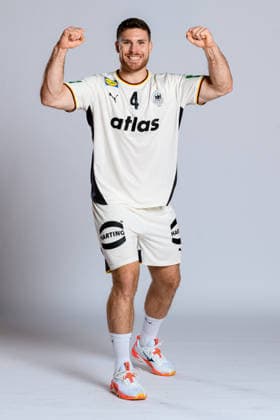 Muenchen: Handball DHB - Deutschland - Fotoshooting Johannes Golla (Deutschland) Deutschland