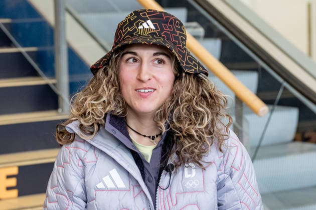Anna-Maria Rieder (DOSB-Olympiakader Deutscher Behindertensportverband DBS, Para Ski Alpin, RSV Murnau) Portrait Portraet GER, DOSB Olympia-Einkleidung Team Deutschland, Mailand Cortina 2026, 09.01.2026. GER, DOSB Olympia-Einkleidung Team Deutschland, Mailand Cortina 2026, 09.01.2026. Muenchen *** Anna Maria Rieder DOSB Olympic Squad German Disabled Sports Federation DBS, Para Alpine Skiing, RSV Murnau Portrait Portrait GER, DOSB Olympic Dressing Team Germany, Milan Cortina 2026, 09 01 2026 GER, DOSB Olympic Dressing Team Germany, Milan Cortina 2026, 09 01 2026 Munich Copyright: xEibner-Pressefoto FranzxFeinerx EP_HFR