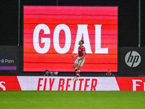 Wrexham v Nottingham Forest Emirates FA Cup Dominic Hyam of Wrexham scores the second goal for his team during the Emirates FA Cup match at the STÅK Racecourse, Wrexham 09 01 2026 UK Newspapers OUT Copyright: xKarlxVallantinex FIL-22769-0050