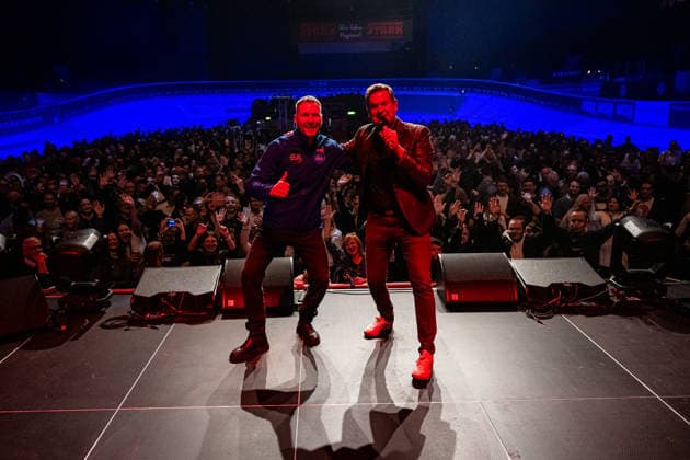 WACKEL Peter, BARTH Marcel: Sixdays Bremen 2026 WACKEL Peter ( GER ) Singer - Entertainer BARTH Marcel ( GER ) - Ex Cyclist - DJ - Querformat - quer - horizontal - Landscape - Event Veranstaltung: Sixdays Bremen 2026 - Category Kategorie: Cycling - Track cycling, Rad, Radsport, Bahnrad, Bahn Sixdays - Show - Location Ort: Europe Germany - Bremen - ÖVB Arena - Concert - Date Datum: 09.01.2026 Friday Day 1 -