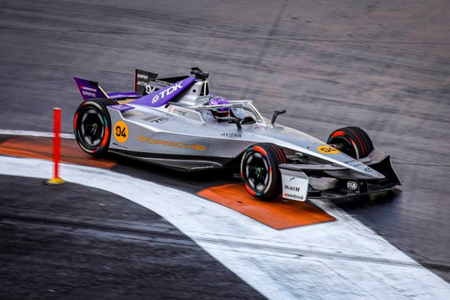 2025 FORMULA E MEXICO CITY ePRIX 94 WEHRLEIN Pascal (ger), Porsche Formula E Team, Porsche 99X Electric, action during the the Mexico City Paulo ePrix, 2nd round of the 2025-26 ABB FIA Formula E World Championship, WM, Weltmeisterschaft on the Autodromo Hermanos Rodriguez from January 8 to 10, 2025 in Mexico City, Mexico - Mexico CityMexico  Copyright: xPauloxMariax