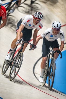 MALMBERG Matias, POLITT Nils: Sixdays Bremen 2026 Team 1 - HERMES SYSTEME - MALMBERG Matias ( DEN ) - Black - POLITT Nils ( GER ) - Red Hochformat - Hoch - Vertikal - Portrait - Event Veranstaltung: Sixdays Bremen 2026 - Category Kategorie: Cycling - Track cycling, Rad, Radsport, Bahnrad, Bahn Sixdays - Elite Men - Location Ort: Europe Germany - Bremen - ÖVB Arena - Discipline: Madison - Distance: 45 min - Date Datum: 09.01.2026 Friday Day 1 -