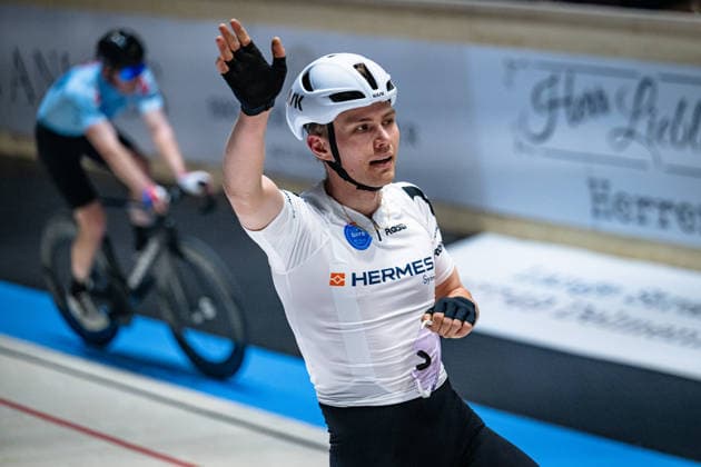 MALMBERG Matias: Sixdays Bremen 2026 Team 1 - HERMES SYSTEME - MALMBERG Matias ( DEN ) - Black - Querformat - quer - horizontal - Landscape - Event Veranstaltung: Sixdays Bremen 2026 - Category Kategorie: Cycling - Track cycling, Rad, Radsport, Bahnrad, Bahn Sixdays - Elite Men - Location Ort: Europe Germany - Bremen - ÖVB Arena - Discipline: Madison - Distance: 45 min - Date Datum: 09.01.2026 Friday Day 1 -