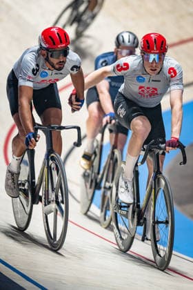 GRODIN Donovan, BERNARD Thibaut: Sixdays Bremen 2026 Team 3 - SPIELBANK BREMEN - GRODIN Donovan ( FRA ) - Black - BERNARD Thibaut ( BEL ) - Red Hochformat - Hoch - Vertikal - Portrait - Event Veranstaltung: Sixdays Bremen 2026 - Category Kategorie: Cycling - Track cycling, Rad, Radsport, Bahnrad, Bahn Sixdays - Elite Men - Location Ort: Europe Germany - Bremen - ÖVB Arena - Discipline: Madison - Distance: 45 min - Date Datum: 09.01.2026 Friday Day 1 -