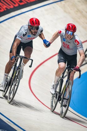GRODIN Donovan, BERNARD Thibaut: Sixdays Bremen 2026 Team 3 - SPIELBANK BREMEN - GRODIN Donovan ( FRA ) - Black - BERNARD Thibaut ( BEL ) - Red Hochformat - Hoch - Vertikal - Portrait - Event Veranstaltung: Sixdays Bremen 2026 - Category Kategorie: Cycling - Track cycling, Rad, Radsport, Bahnrad, Bahn Sixdays - Elite Men - Location Ort: Europe Germany - Bremen - ÖVB Arena - Discipline: Madison - Distance: 45 min - Date Datum: 09.01.2026 Friday Day 1 -