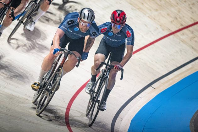 EEFTING Roy, CONSTANT Matteo: Sixdays Bremen 2026 Team 8 - NORDWEST TICKET - EEFTING Roy ( NED ) - Black - CONSTANT Matteo ( SUI ) - Red Querformat - quer - horizontal - Landscape - Event Veranstaltung: Sixdays Bremen 2026 - Category Kategorie: Cycling - Track cycling, Rad, Radsport, Bahnrad, Bahn Sixdays - Elite Men - Location Ort: Europe Germany - Bremen - ÖVB Arena - Discipline: Madison - Distance: 45 min - Date Datum: 09.01.2026 Friday Day 1 -
