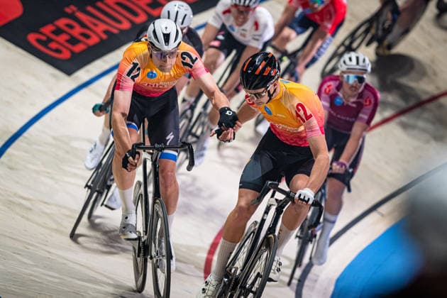 ABMA Elmar, PETERS Marvin: Sixdays Bremen 2026 Team 12 - ANTENNE SCHLAGER - ABMA Elmar ( NED ) - Black - PETERS Marvin ( NED ) - Red Querformat - quer - horizontal - Landscape - Event Veranstaltung: Sixdays Bremen 2026 - Category Kategorie: Cycling - Track cycling, Rad, Radsport, Bahnrad, Bahn Sixdays - Elite Men - Location Ort: Europe Germany - Bremen - ÖVB Arena - Discipline: Madison - Distance: 45 min - Date Datum: 09.01.2026 Friday Day 1 -