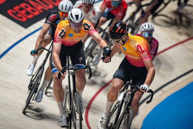 ABMA Elmar, PETERS Marvin: Sixdays Bremen 2026 Team 12 - ANTENNE SCHLAGER - ABMA Elmar ( NED ) - Black - PETERS Marvin ( NED ) - Red Querformat - quer - horizontal - Landscape - Event Veranstaltung: Sixdays Bremen 2026 - Category Kategorie: Cycling - Track cycling, Rad, Radsport, Bahnrad, Bahn Sixdays - Elite Men - Location Ort: Europe Germany - Bremen - ÖVB Arena - Discipline: Madison - Distance: 45 min - Date Datum: 09.01.2026 Friday Day 1 -