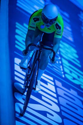 GERAERTS Lonneke: Sixdays Bremen 2026 Team 4 - VELO TRACK - GERAERTS Lonneke ( NED ) Hochformat - Hoch - Vertikal - Portrait - Event Veranstaltung: Sixdays Bremen 2026 - Category Kategorie: Cycling - Track cycling, Rad, Radsport, Bahnrad, Bahn Sixdays - Elite Women - Location Ort: Europe Germany - Bremen - ÖVB Arena - Discipline: Sprint - Distance: 166 m - Date Datum: 09.01.2026 Friday Day 1 -