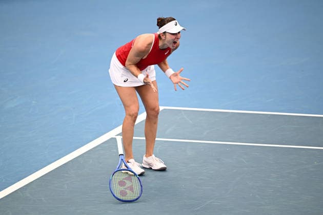 TENNIS UNITED CUP SYDNEY, Belinda Bencic of Switzerland celebrates defeating Elise Mertens oif Belgium during the semi final between Switzerland and Belgium in the 2026 United Cup at Ken Rosewall Arena in Sydney, Saturday, January 10, 2026. ( NO ARCHIVING, EDITORIAL USE ONLY SYDNEY NEW SOUTH WALES AUSTRALIA  Copyright: xDANxHIMBRECHTSx 20260110130279591837