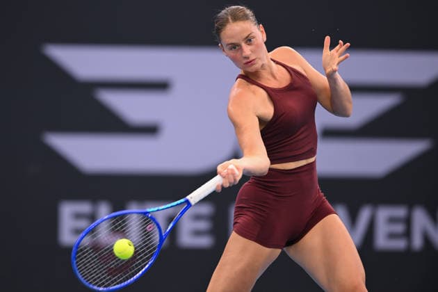 TENNIS BRISBANE INTERNATIONAL, Marta Kostyuk of Ukraine in action against Jessica Pegula of USA during the semi-finals of the Brisbane International tennis tournament at Pat Rafter Arena in Brisbane, Saturday, January 10, 2026. ( NO ARCHIVING, EDITORIAL USE ONLY BRISBANE QUEENSLAND AUSTRALIA  Copyright: xZAINxMOHAMMEDx 20260110116133332100