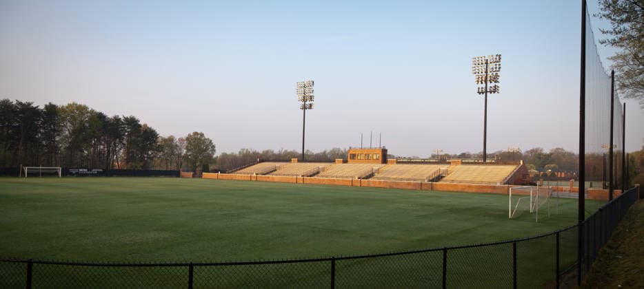09.01.2026, Fussball WM 2026, Bekanntgabe Quartier der DFB-Mannschaft 2026 in den USA, Die deutsche A-Nationalmannschaft der Männer wird ihr Team Base Camp für die Weltmeisterschaft 2026 in Winston-Salem im US-Bundesstaat North Carolina beziehen. Die Mannschaft von Bundestrainer Julian Nagelsmann wird im Hotel The Graylyn Estate wohnen und auf dem Gelände der Wake Forest University, die nur wenige Minuten entfernt liegt, trainieren. Foto: Trainingsgelände des Wake Forest University, Spry Stadium, home of the Demon Deacon soccer teams, on the campus of Wake Forest University (Foto: Wake Forest Athletics)