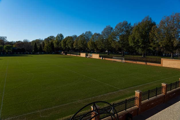 09.01.2026, Fussball WM 2026, Bekanntgabe Quartier der DFB-Mannschaft 2026 in den USA, Die deutsche A-Nationalmannschaft der Männer wird ihr Team Base Camp für die Weltmeisterschaft 2026 in Winston-Salem im US-Bundesstaat North Carolina beziehen. Die Mannschaft von Bundestrainer Julian Nagelsmann wird im Hotel The Graylyn Estate wohnen und auf dem Gelände der Wake Forest University, die nur wenige Minuten entfernt liegt, trainieren. Foto: Trainingsgelände des Wake Forest University, Spry Stadium, home of the Demon Deacon soccer teams, on the campus of Wake Forest University (Foto: Wake Forest Athletics)