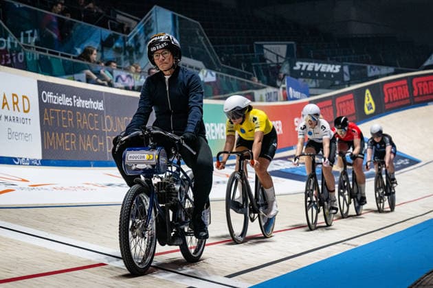 PRÖPSTER Alessa Catriona, EDMUNDS Rhian, WEBER Amy, GERAERTS Lonneke: Sixdays Bremen 2026 Team 1 - BOBRINK - PRÖPSTER Alessa Catriona ( GER ) - Team 2 - VELO TRACK - EDMUNDS Rhian ( GBR ) - Team 3 - BOBRINK - WEBER Amy ( GER ) - Team 4 - VELO TRACK - GERAERTS Lonneke ( NED ) Querformat - quer - horizontal - Landscape - Event Veranstaltung: Sixdays Bremen 2026 - Category Kategorie: Cycling - Track cycling, Rad, Radsport, Bahnrad, Bahn Sixdays - Elite ... - Location Ort: Europe Germany - Bremen - ÖVB Arena - Discipline: Keirin - Distance: ... m - Date Datum: 09.01.2026 Friday Day 1 -