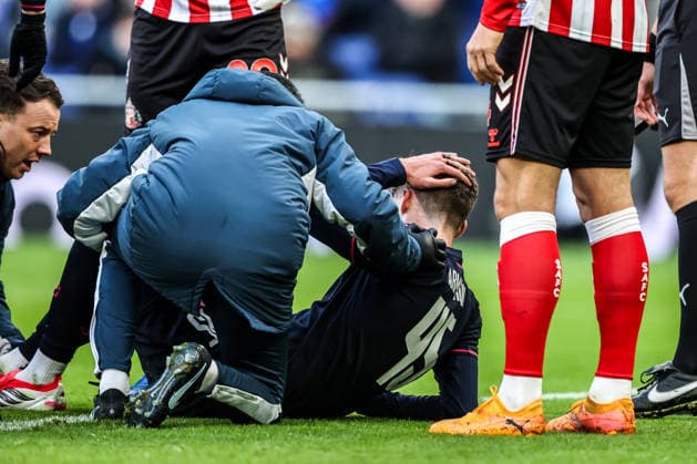 Emirates FA Cup Third Round Everton v Sunderland Harrison Armstrong of Everton receives treatment for a he™d injury during the Emirates FA Cup Third Round match Everton vs Sunderland at Hill Dickinson Stadium, Liverpool, United Kingdom, 10th January 2026 (Photo by Alfie Cosgrove News Images) Liverpool Hill Dickinson Stadium Merseyside United Kingdom Copyright: xAlfiexCosgrove NewsxImagesx