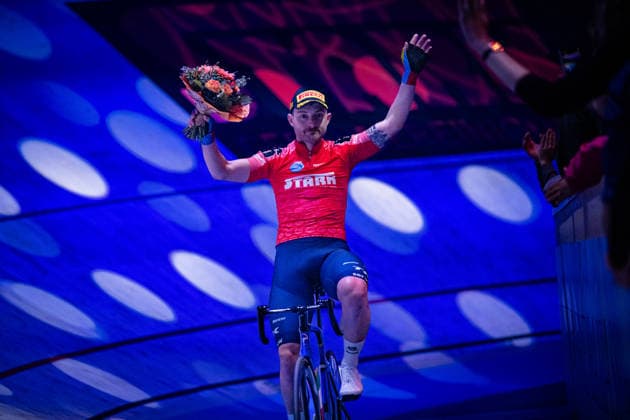 CONSONNI Simone: Sixdays Bremen 2026 Team 6 - STARK-GEBÄUDEREINIGUNG - CONSONNI Simone ( ITA ) - Black - Team 4 - SCHOEFS Eric ( BEL ) - Pacemaker - Award Ceremony - Medal Ceremony - Podium - Querformat - quer - horizontal - Landscape - Event Veranstaltung: Sixdays Bremen 2026 - Category Kategorie: Cycling - Track cycling, Rad, Radsport, Bahnrad, Bahn Sixdays - Elite Men - Location Ort: Europe Germany - Bremen - ÖVB Arena - Discipline: Derny Race - Distance: ... m - Date Datum: 09.01.2026 Friday Day 1 -