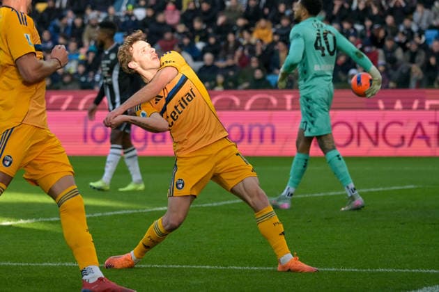 Pisa s Matteo Tramoni celebrates after scoring a goal during Udinese Calcio vs Pisa SC, Italian soccer Serie A match in Udine, Italy, January 10 2026  Copyright: xAlessioxMarini IPAxSportx xipa-agency.netx xx IPA_69882389 IPA_Agency_IPA69882389