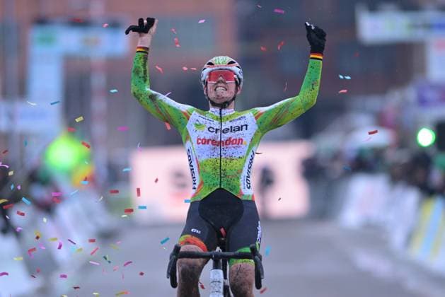 Belgian Marion Norbert Riberolle celebrates on the finish line as she wins the Women elite race at the Belgian Cyclocross Championships in Beringen on Saturday 10 January 2026. DAVIDxPINTENS  x154970012x