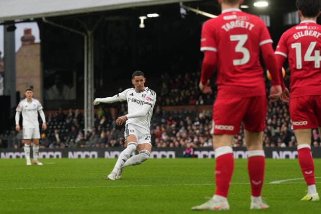 Fulham v Middlesbrough, FA Cup, 3rd Round Fulham defender Timothy Castagne (21) shoots at goal during he FA Cup match between Fulham and Middlesbrough at Craven Cottage, London, UK on 10 January 2026. London Craven Cottage Greater London UK Editorial use only DataCo restrictions apply See www.football-dataco.com , Copyright: xStephenxFlynnx PSI-23565-0038