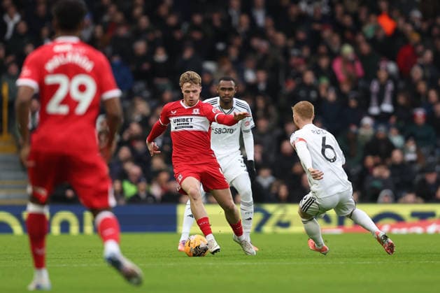 10th January 2026; Craven Cottage, Fulham, London, England; FA Cup Football, Fulham versus Middlesbrough; Tommy Conway of Middlesbrough takes on Harrison Reed of Fulham  KatiexChan