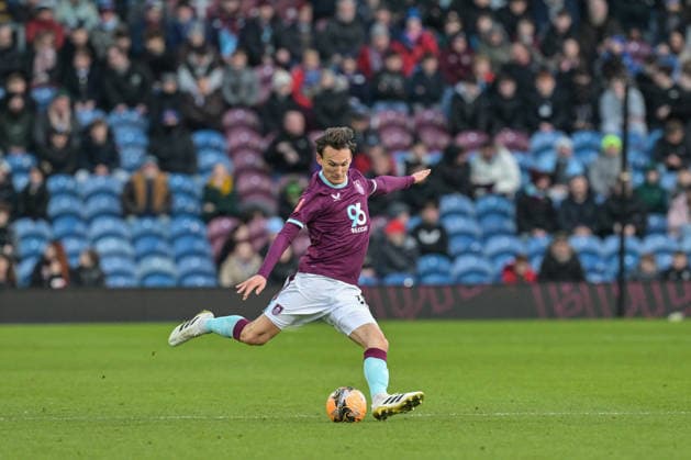 10th January 2026; Turf Moor, Burnley, Lancashire, England; FA Cup Football, Burnley versus Millwall; Hjalmar Ekdal of Burnley crosses the ball  LeexDurkin