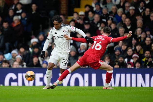 Fulham v Middlesbrough, FA Cup, 3rd Round Fulham midfielder Kevin (22) passes the ball during the FA Cup match between Fulham and Middlesbrough at Craven Cottage, London, UK on 10 January 2026. London Craven Cottage Greater London UK Editorial use only DataCo restrictions apply See www.football-dataco.com , Copyright: xStephenxFlynnx PSI-23565-0054