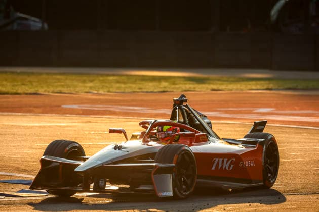 2025 FORMULA E MEXICO CITY ePRIX 27 DENNIS Jake (gbr), Andretti Formula E, Porsche 99X Electric, action during the the Mexico City Paulo ePrix, 2nd round of the 2025-26 ABB FIA Formula E World Championship, WM, Weltmeisterschaft on the Autodromo Hermanos Rodriguez from January 8 to 10, 2025 in Mexico City, Mexico -  Copyright: xGREGORYxLENORMANDx