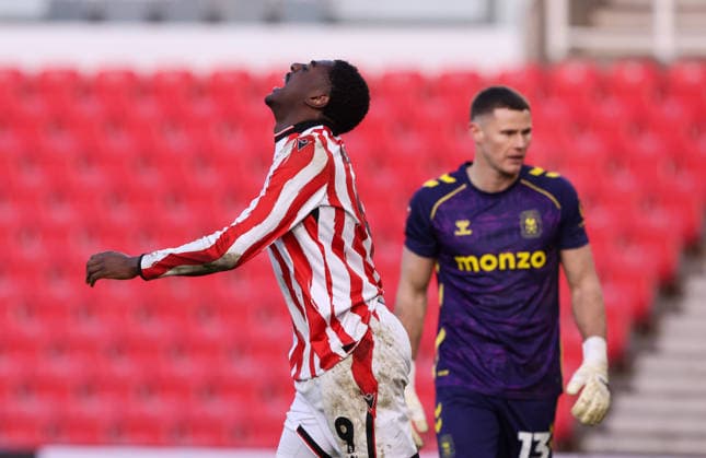 Stoke City s Divin Mubama reacts after missing. chance Stoke City v Coventry City, Emirates FA Cup, Third Round, Football, Bet365 Stadium, Stoke-on-Trent, UK - 10 Jan 2026Stoke-on-Trent Bet365 Stadium United Kingdom EDITORIAL USE ONLY No use with unauthorised audio, video, data, fixture lists, club league logos or live services. Online in-match use limited to 120 images, no video emulation. No use in betting, games or single club league player publications. Copyright: xAlexxDodd Shutterstockx 16254078ae